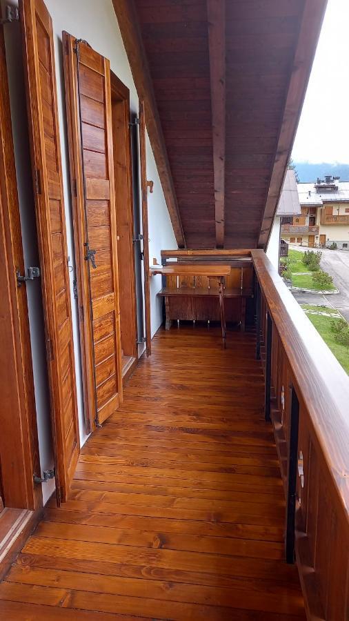 Deliziosa Mansarda Con Vista Dolomiti Appartement San Vito di Cadore Buitenkant foto