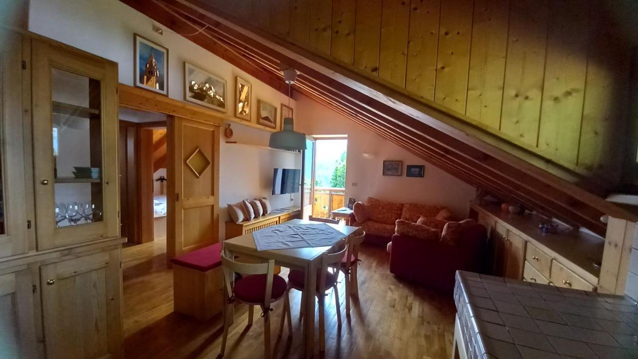 Deliziosa Mansarda Con Vista Dolomiti Appartement San Vito di Cadore Buitenkant foto