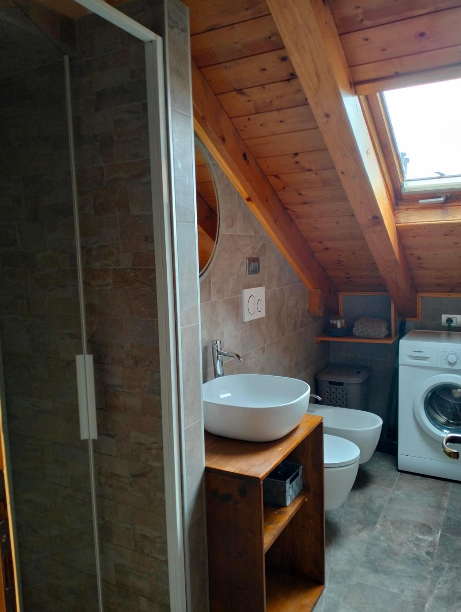 Deliziosa Mansarda Con Vista Dolomiti Appartement San Vito di Cadore Buitenkant foto